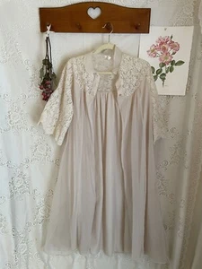 Texsheen Pegnoir Morgenmantel Spitze Gr. 36 Whimsigoth BalletCore Vintage - Bild 1 von 6