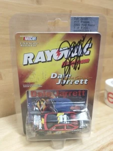 Action NASCAR 1/64 Diecast #11 Rayovac Maximum HANDSIGNIERT Dale Jarrett 1999 Neu in Verpackung - Bild 1 von 7
