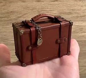 Dollhouse miniature handmade leather suitcase dollhouse accessories - Picture 1 of 7
