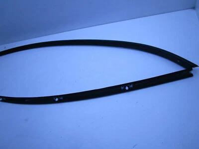 BLACK SIDE TRIM MOULD VE VF SS SV6 SSV CLUBSPORT HSV EVOKE OMEGA HOLDEN UTE PAIR - image 1 of 4