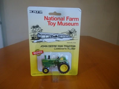 ERTL 1/64 National Farm Toy Museum John Deere 5020 tractor de coleccionista (8º) Foto 1 de 4