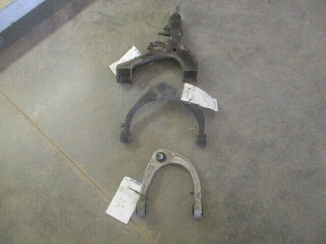 Brazo de control superior delantero derecho pasajero Chevy Colorado 2004-2012 90 k millas OEM Foto 1 de 3