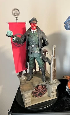 RED SKULL 1/4 Scale Comic Version Statue by XM Studios (Marvel) - Image 1 of 4