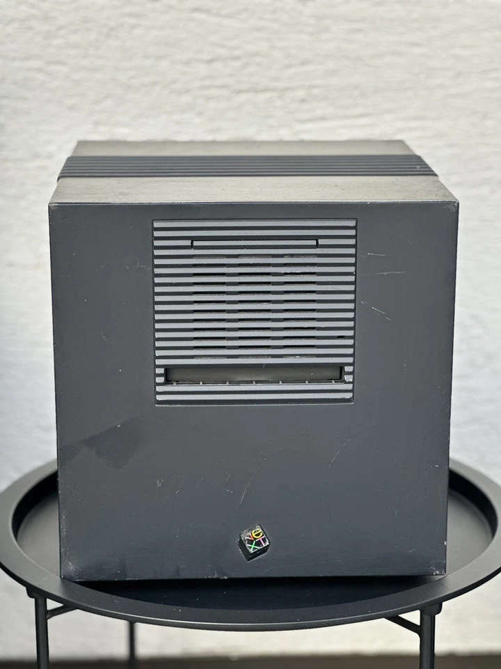 NEXT Cube Computer Rare Steve Jobs *WORKING* - Bild 1 von 4