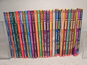 Goosebumps Lot Of 26 Paperbacks Original Prints 1992-1997 R.L. Stine See Descrip - Picture 1 of 8