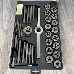 Vermont American (37) Stück Mechaniker Gewindebohrer und RUNDMATRIZEN SET Beschreibung lesen - Bild 1 von 6