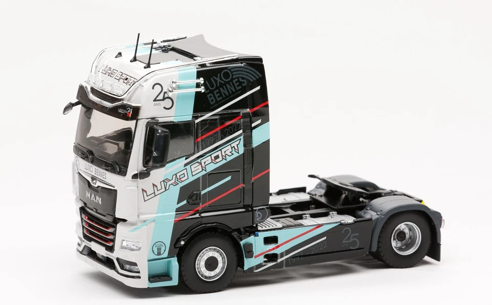 ELIGOR - MAN TGX GX 4x2 - LUXO SPORT - 1/43 - ELI117413 Foto 1 de 1