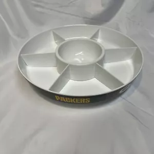Green Bay Packers Party Platter with Dividers and Dip Bowl - Picture 1 of 11