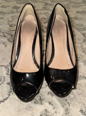 Stiletto Aldo con plataforma de charol negro punta abierta - para mujer talla 7 Foto 1 de 4