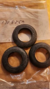 (3) PACK GENUINE OEM NOS NLA BOLENS TROYBILT 1708850 GROMMET GW1708850 [7270E] - Picture 1 of 3