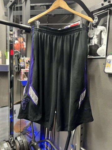 Nike Basketball Kobe Bryant Black Mamba Basketball Shorts Men's 2XL XXL Purple Cover