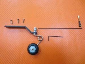 Sospensione posteriore in carbonio CFK completa di ruota 8,5 kg modelli aerei da 30 a 50 cc - Foto 1 di 6
