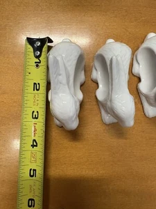4 Hand Painted Bunny Rabbit Napkin Rings Holders White Ceramic 3.5" Long - Picture 1 of 3