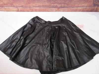  Falda para mujer 1X negra, plisada, cremallera trasera - arriba, plisada Foto 1 de 3