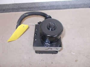 BOMBA ABS SEBRING 2.7 CONVERTIBLE AÑO 2002 P04764451AC 046022235AC S-21 - Imagen 1 de 3