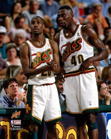 Gary Payton Supersonics Unsigned Hardwood Classics Talking With Shawn Kemp Photo Cover