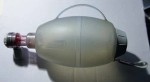 Ambu® Silikon Beatmungsbeutel Vorführmodell Notfallrucksack Notfallkoffer - Picture 1 of 2