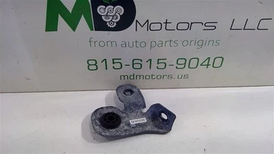 2018-2021 CHEVY TRAVERSE FRONT LEFT DRIVER SIDE RADIATOR UPPER BRACKET 84250349 - Image 1 of 4