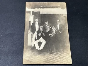 RPPC anni '10 FOTO VERA CARTOLINA musicisti - Foto 1 di 3