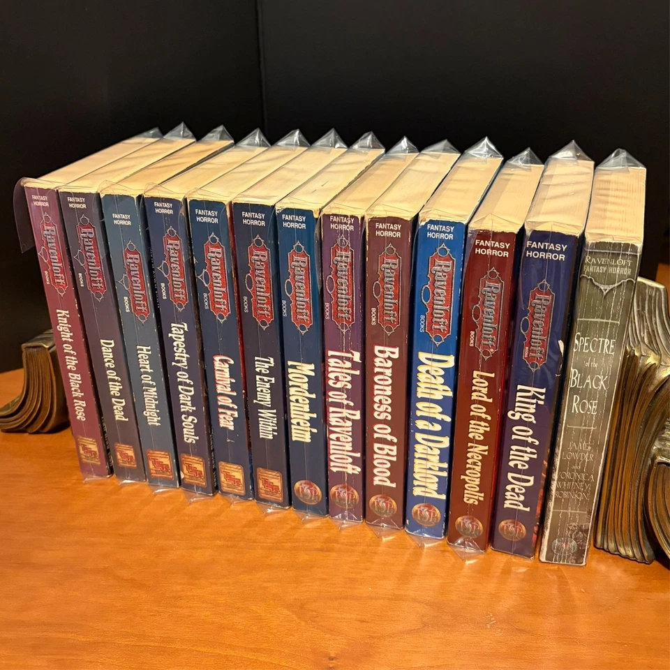 Ravenloft 13 Horror Fantasy Vintage D&D Paperback Lot King of the Dead many more Foto 1 de 4