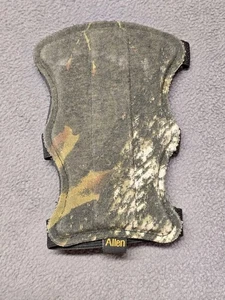 Vintage Allen Camouflage Arm Guard Archery Hunting Shooting USA - Picture 1 of 5
