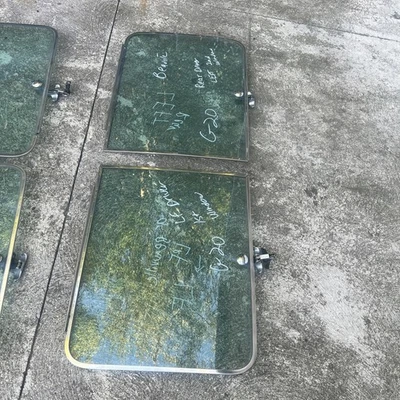 Chevrolet Serie G 71-95 furgoneta lado del conductor ventanas emergentes OEM CROMO Beauville  Foto 1 de 4