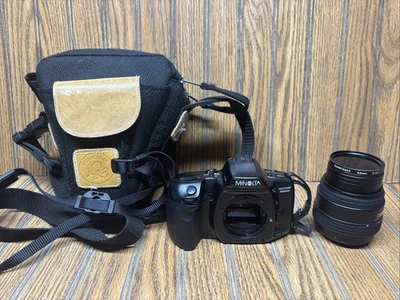 Minolta Maxxum 400si 35mm SLR Camera w/ Quantaray 35-80 Lens & Bag - Nice! - Image 1 of 4