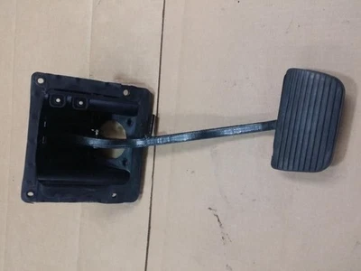 03 JAGUAR XK8 Brake Pedal Assembly As Shown 14468 - Image 1 of 4