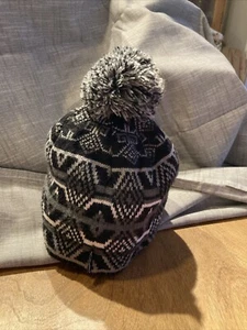 Gorra Columbia Unisex Blanca y Negra con Pompón Forrada de Vellón - ¡Cálida! - Imagen 1 de 8