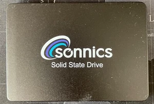 256GB Sonnics 2.5” SATA SSD | SS100 | 0 hours used | 100% life left - Afbeelding 1 van 3
