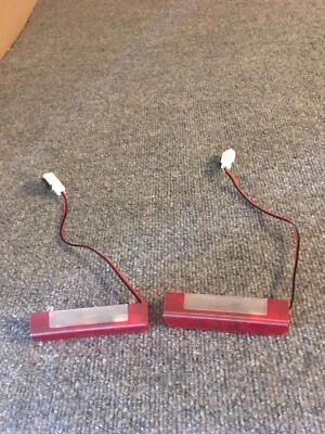 *USED*2004-2006 NISSAN MAXIMA FRONT AND REAR RIGHT INTERIOR DOOR PANEL LIGHT OEM - Image 1 of 2