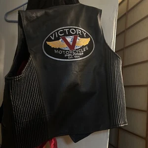 VICTORY MOTORCYCLE POLARIS WOMEN'S VEST LEATHER BLACK SIZE small indian - Picture 1 of 8