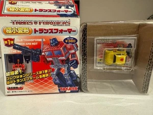 WST Worlds Smallest Transformers Bumblebee (Bumble) complete with box - Picture 1 of 3
