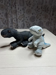 Jurassic World 2er-Set graublauer Raptor 7 Zoll & Indominus Rex 15 Zoll Stofftier Plüsch  - Bild 1 von 5