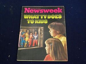 1977 FEB 21 NEWSWEEK MAGAZINE - WHAT TV DOES TO KIDS - BEAUTIFUL COVER - B1163