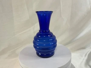 Vintage Cobalt Blue Small Beehive Glass Bud Vase Bottom USA Stamp 4.5" Height - Imagen 1 de 5