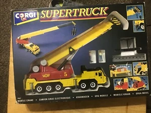 CORGI SUPERTRUCK MOBILE CRANE BRAND NEW - Picture 1 of 6