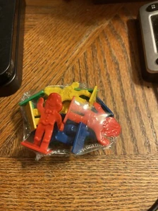 Candyland Board Game Replacement Parts Pieces 8 Gingerbread Man Movers 2 Sets - Picture 1 of 4