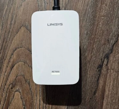 WiFi Range Extender Linksys RE7000 Max Stream AC1900 Gigabit Booster Repeater - Image 1 of 4