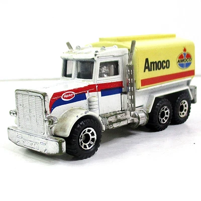 Peterbilt Amoco Tanker - 1981 Matchbox - 1:80 - Macau - Image 1 of 4