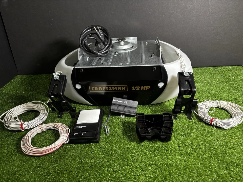 craftsman garage door opener 139.53985DM +Sensors/logic Board/remote *No Rail* - Image 1 of 4