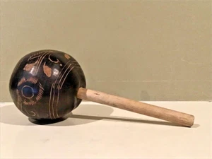 Coctelera de percusión maracas de madera tallada a mano  - Imagen 1 de 3