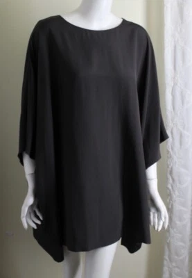 NWT the ROW Sz M Runs L+ Army Green 100% Silk 31"L Tunic Poncho Shirt Top ESTELA - Image 1 of 4