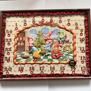 Christmas Advent Calendar Fabric 3-D Calendar Circle For Toys  Framed 19x25” - Picture 1 of 24