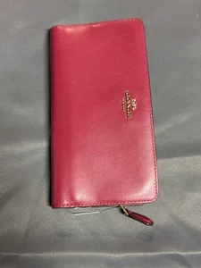 Coach Leder Lang Geldbörse Magenta. 8 Zoll Lang X 4 Zoll Groß - Bild 1 von 9
