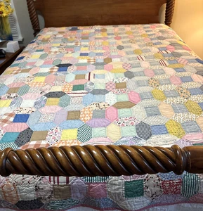 1930's 40'sVintage Quilt Feed Sack Fabric Handmade Clean / Bright 85“X 74“ - Picture 1 of 24