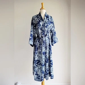CABERNET Blue Floral Satin Bathrobe Medium - Picture 1 of 5