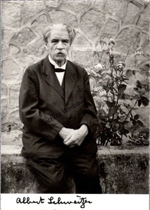Photopostkarte mit Unterschrift Albert Schweitzer /(1875-1965) signed signee Sch - Picture 1 of 2