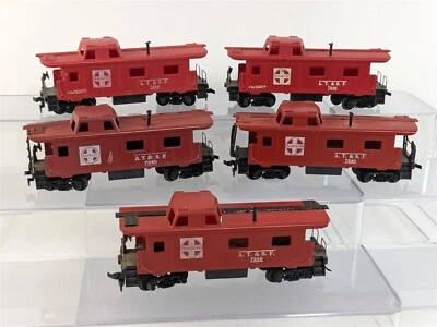 TYCO 327J Santa Fe Lot of FIVE (5) 8-Wheel Caboose ATSF 7240 HO Scale - Image 1 of 4
