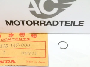 Honda Scooter CHF NB NPS SB SA SE 50 Piston Pin Clip - Picture 1 of 1